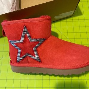 New Ugg Booties Size 7